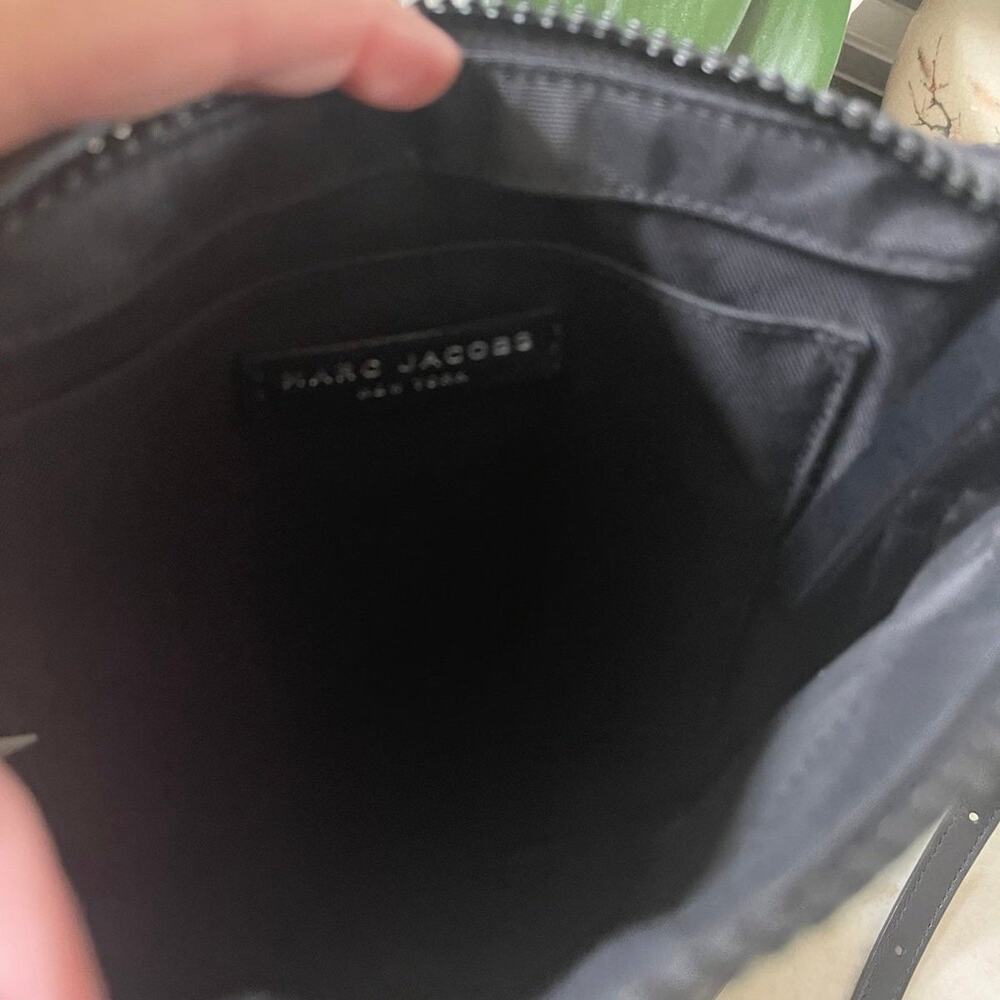 Marc Jacobs New York black Nylon crossbody - Picture 9 of 10